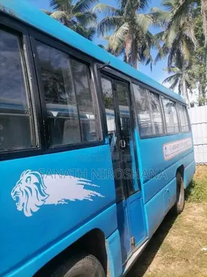 Ashok-Leyland Leyland 2002 Bus (Used)