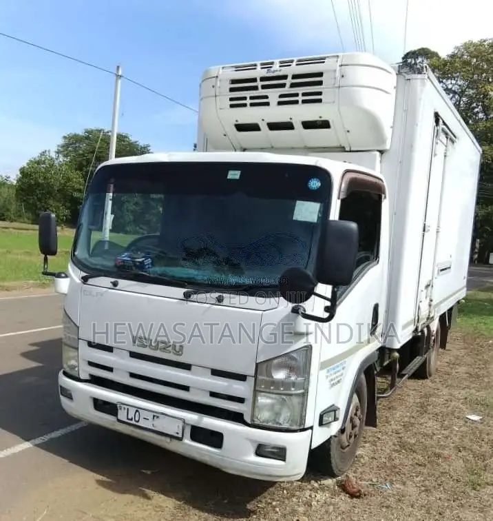 Isuzu Freezer 2014 Lorry (Used)