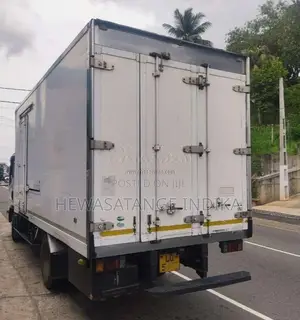 Isuzu Freezer 2014 Lorry (Used)
