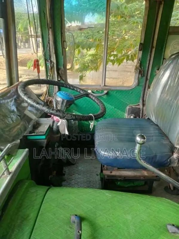 Ashok-Leyland Ruby 2005 Bus (Used)