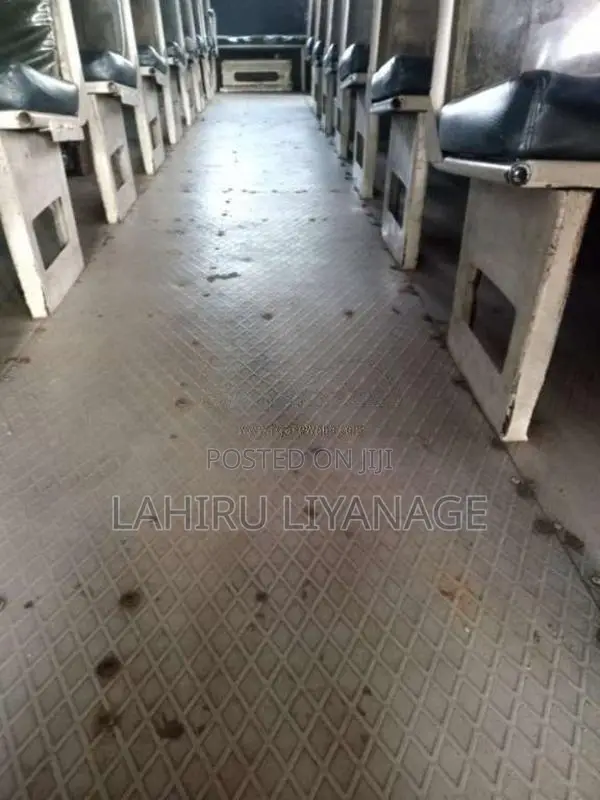 Ashok-Leyland Ruby 2005 Bus (Used)