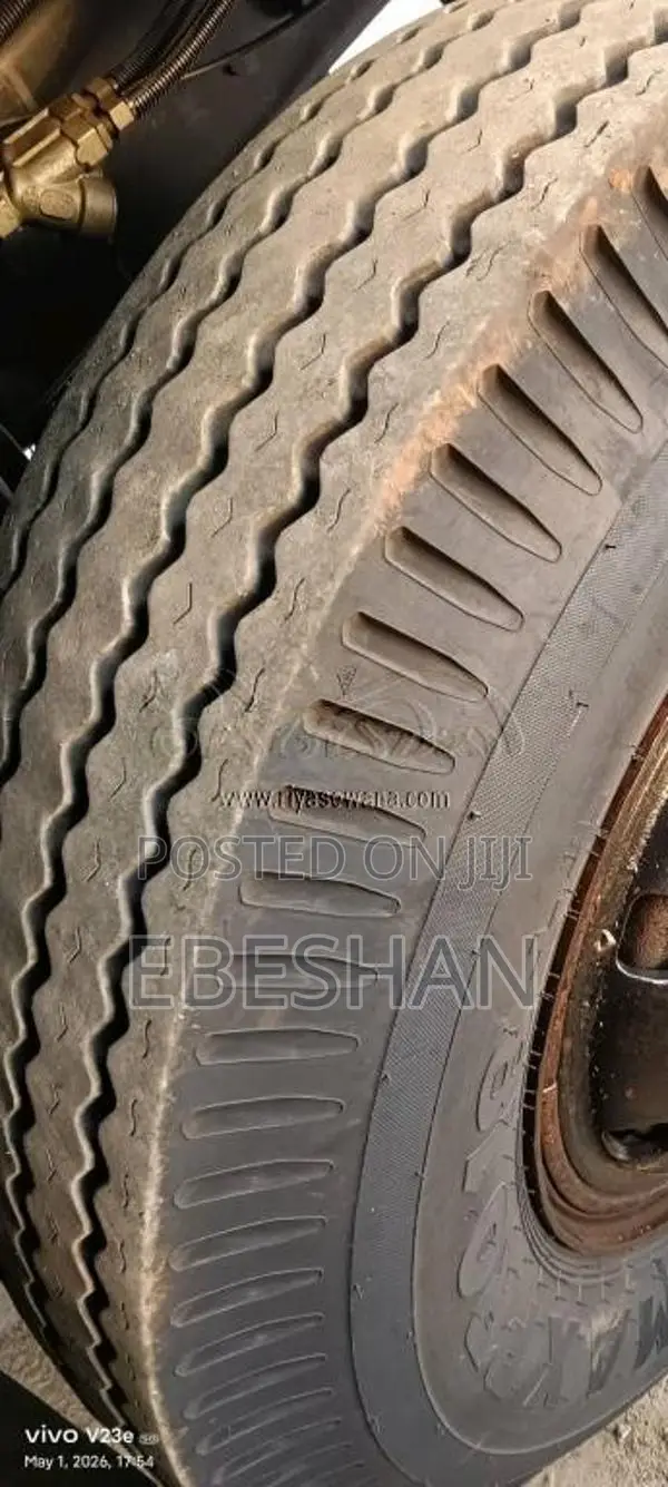 Ashok-Leyland Comet 2004 Lorry (Used)