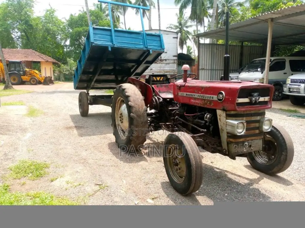 Massey-Ferguson 135 1995 Tractor (Used)