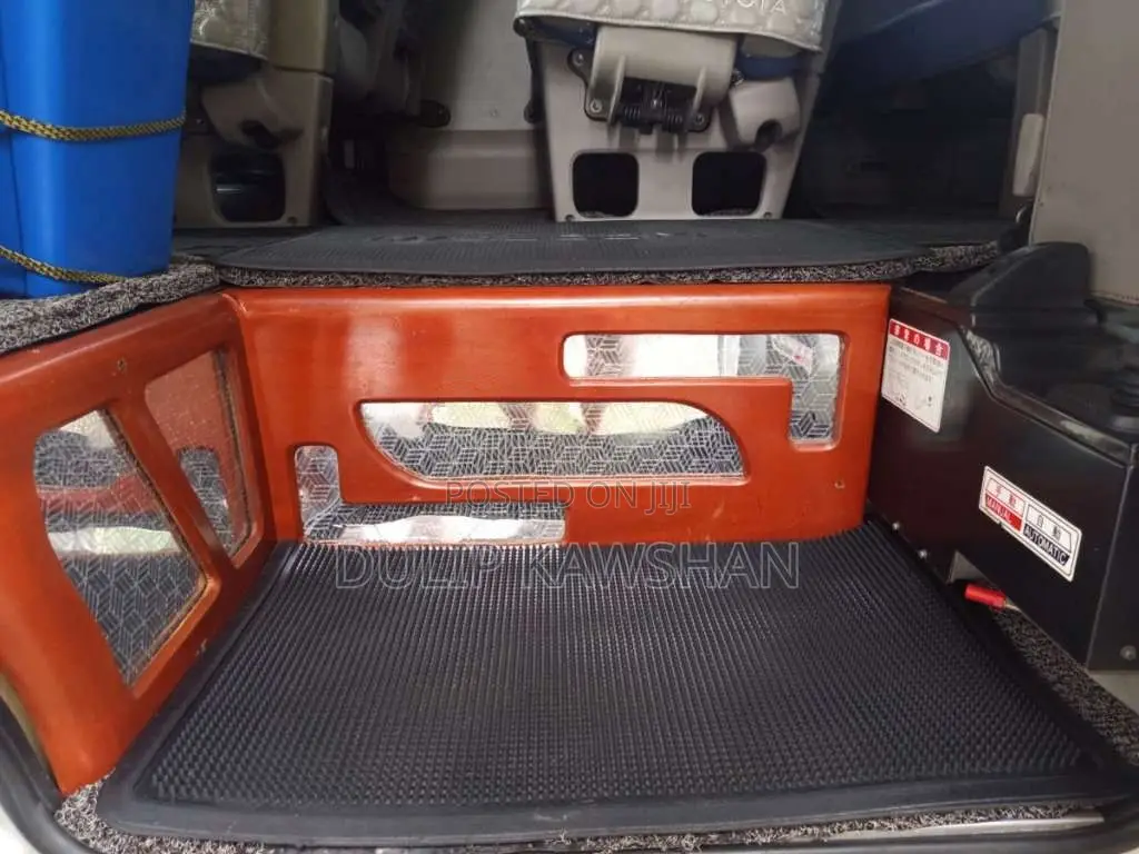 Toyota Coaster 2015 Bus (Used)