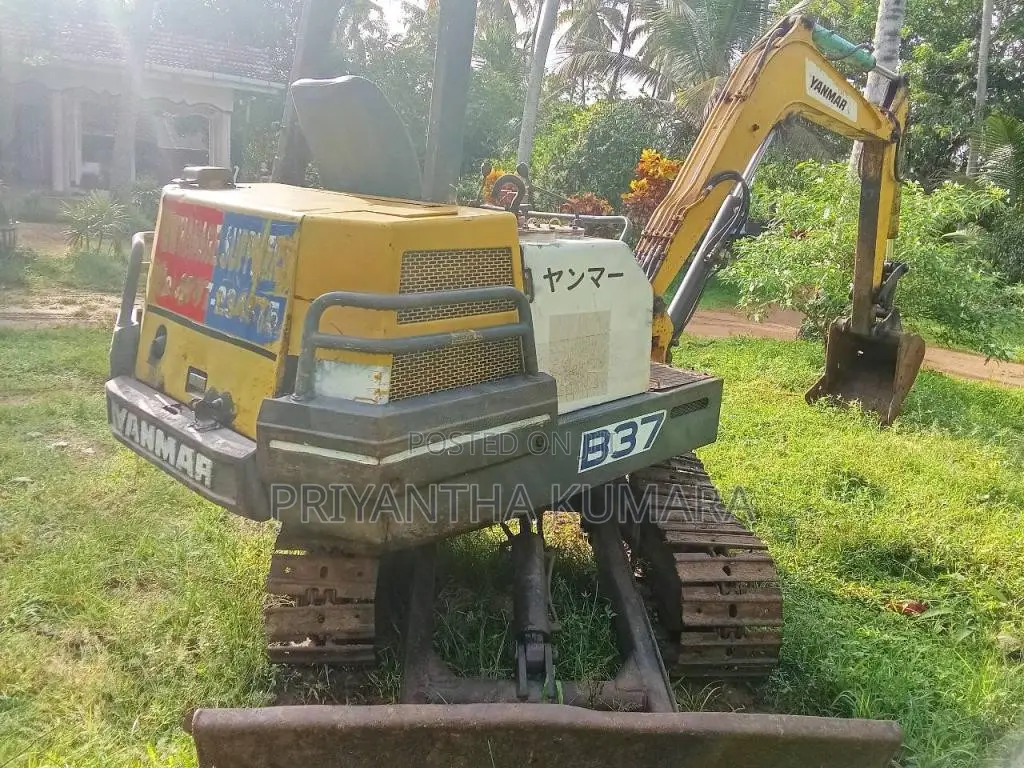 Yanmar B37 2018 Heavy-Duty (Used)