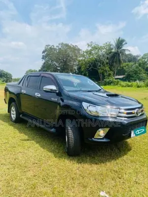 Toyota Hilux 2016 Pickup (Used)