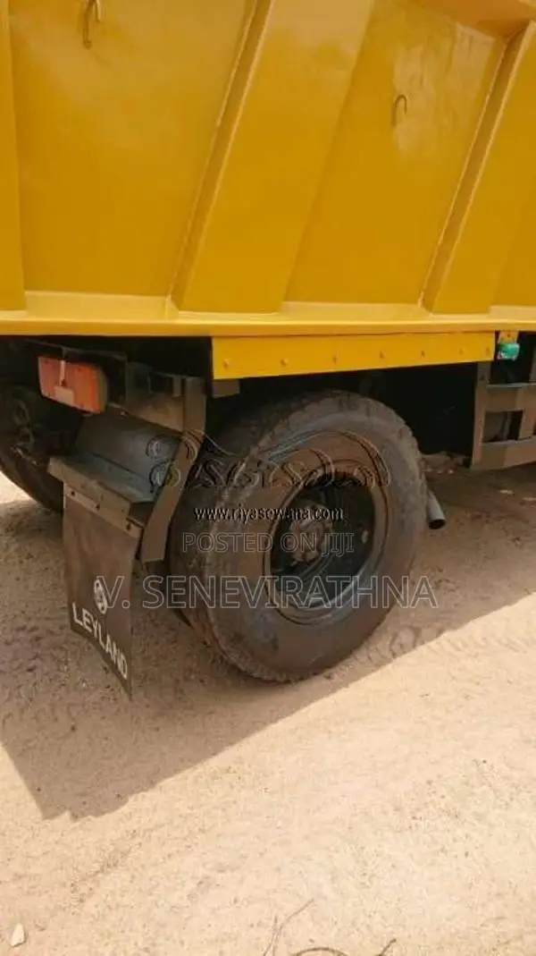 Ashok-Leyland Tipper 2018 Lorry (Used)