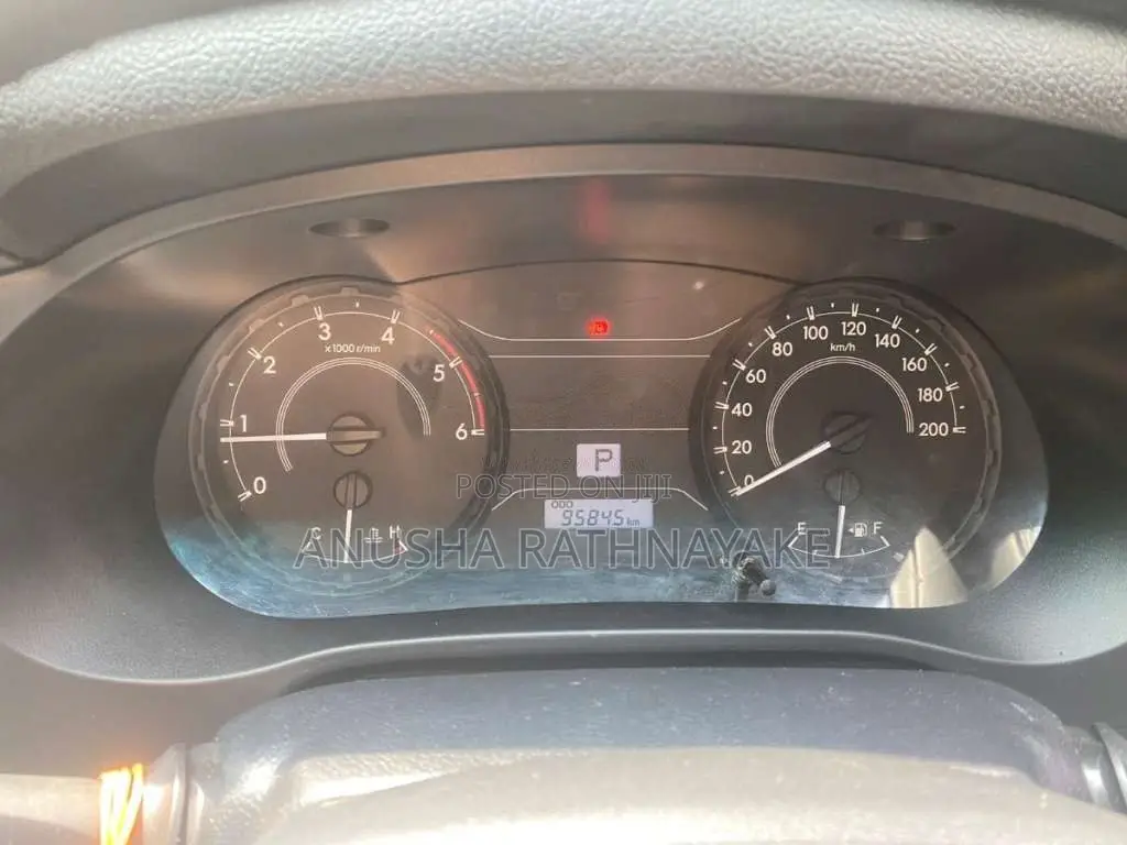 Toyota Hilux 2016 Pickup (Used)