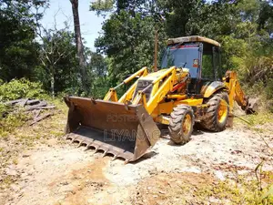 JCB 12 1998 Heavy-Duty (Used)