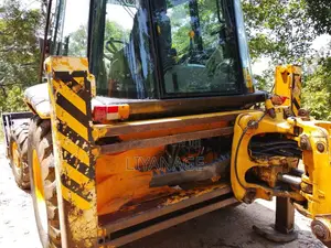 JCB 12 1998 Heavy-Duty (Used)