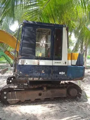 Komatsu 60-5 1990 Heavy-Duty (Used)