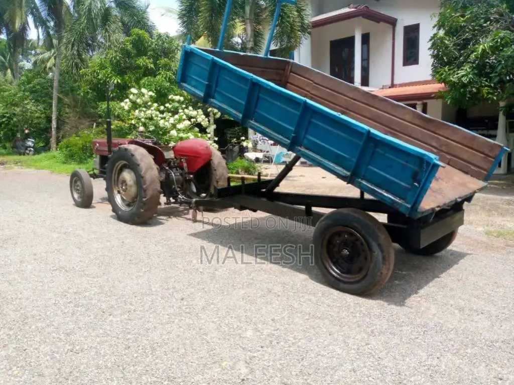 Massey-Ferguson 135 1984 Tractor (Used)