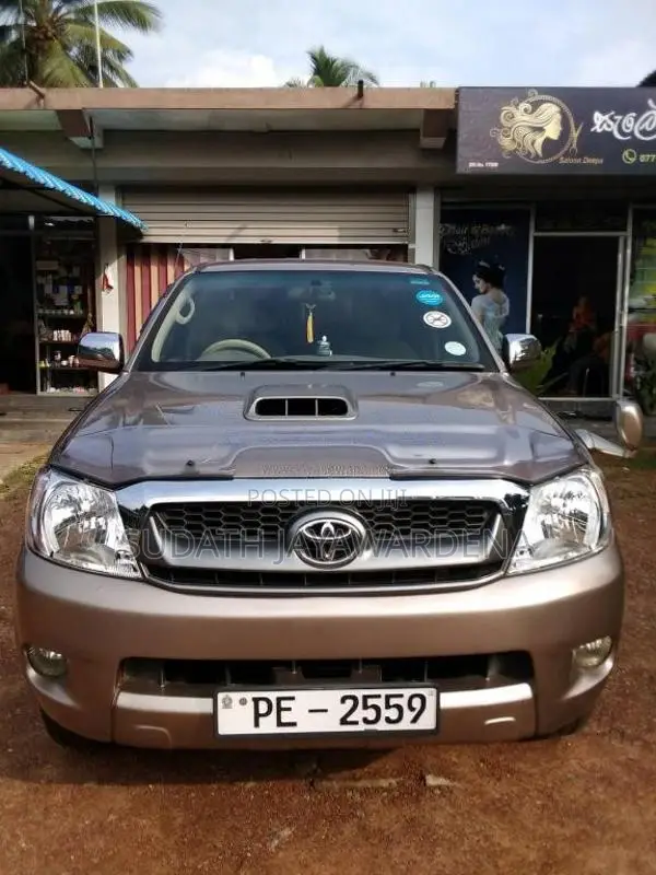 Toyota Hilux Vigo 2008 Pickup (Used)