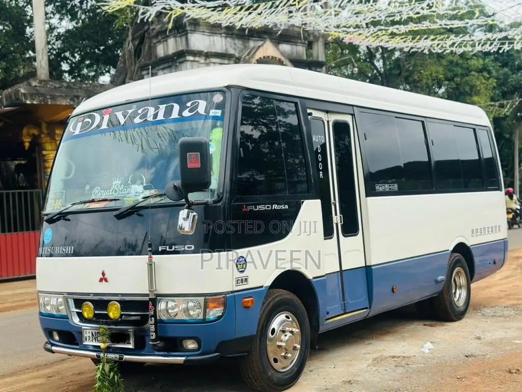 Mitsubishi Fuso Rosa 2016 Bus (Used)