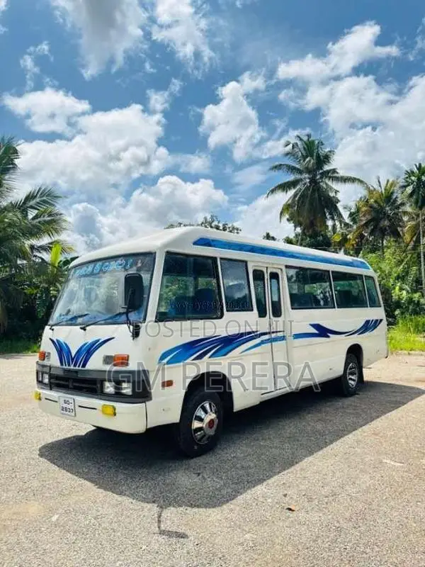 Isuzu Journey 1981 Bus (Used)