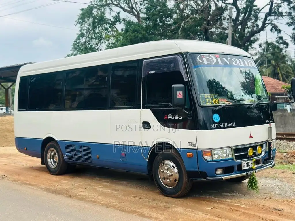 Mitsubishi Fuso Rosa 2016 Bus (Used)