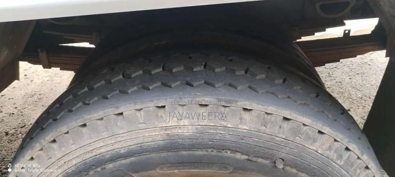 Ashok-Leyland Leyland 1992 Lorry (Used)