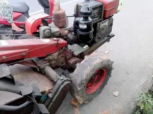 Kubota Sifang Browns 2004 Tractor (Used)