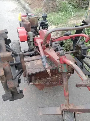 Kubota Sifang Browns 2004 Tractor (Used)