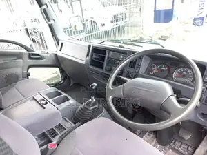 Isuzu Forward 2017 Lorry Unregistered (Recondition)