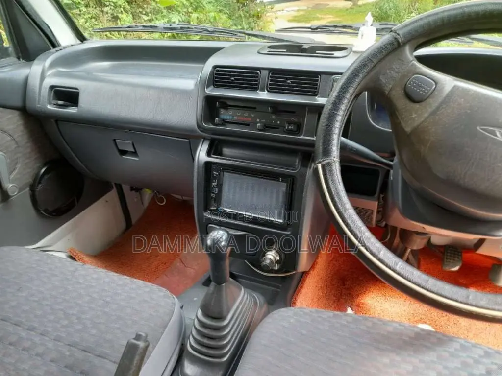 Daihatsu Hijet 2006 Lorry (Used)