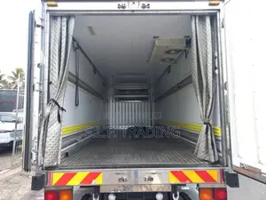 Isuzu Forward 2017 Lorry Unregistered (Recondition)