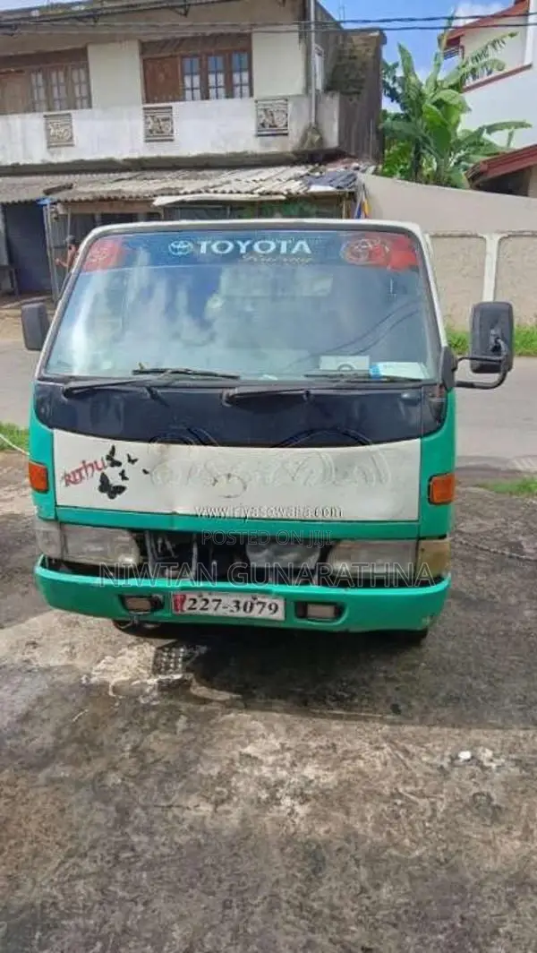 Toyota Toyoace 1992 Lorry (Used)