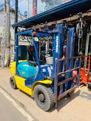 Komatsu Fork Lift 2008 Heavy-Duty Unregistered (Recondition)