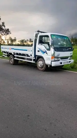 Isuzu 350 1999 Lorry (Used)