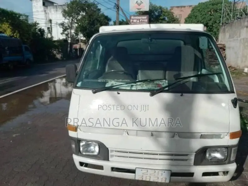 Isuzu Fargo 1994 Lorry (Used)