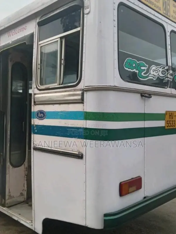 Ashok-Leyland Ruby 2004 Bus (Used)
