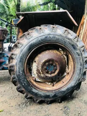 Ford 3600 1990 Tractor (Used)