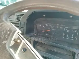 Isuzu Fargo 1994 Lorry (Used)
