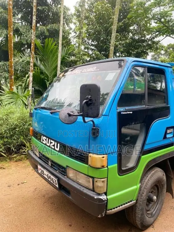 Isuzu ELF 250 1983 Lorry (Used)