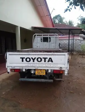 Toyota TOYOACE 1997 Lorry (Used)