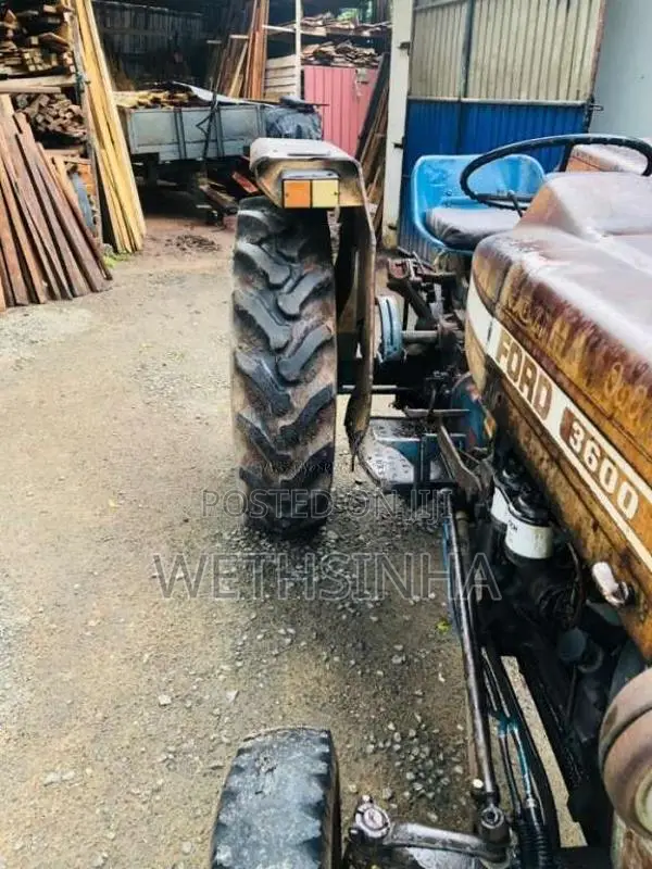 Ford 3600 1990 Tractor (Used)