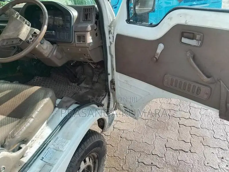 Isuzu Fargo 1994 Lorry (Used)