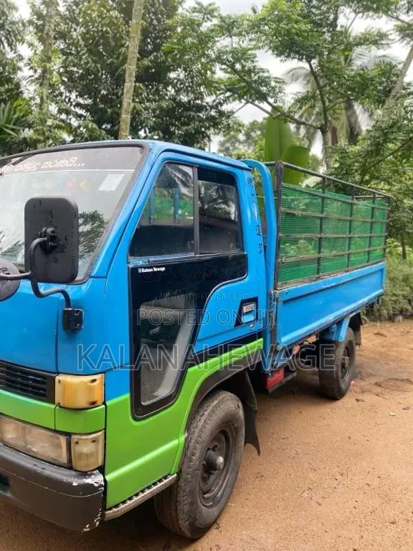 Isuzu ELF 250 1983 Lorry (Used)
