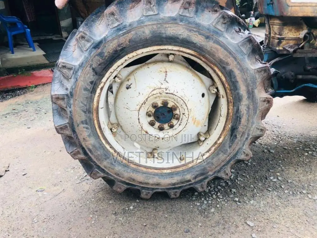 Ford 3600 1990 Tractor (Used)