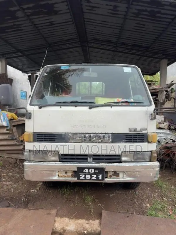 Isuzu ELF 1984 Lorry (Used)