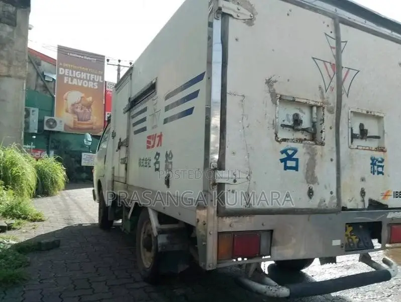 Isuzu Fargo 1994 Lorry (Used)