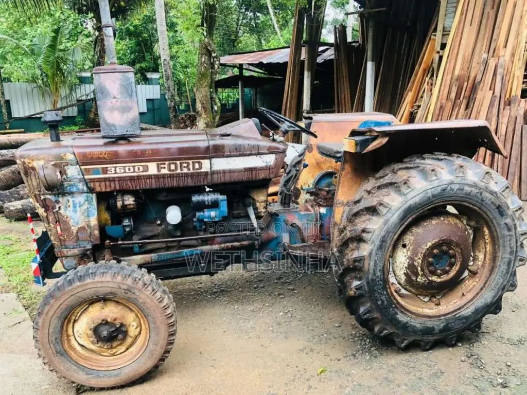 Ford 3600 1990 Tractor (Used)