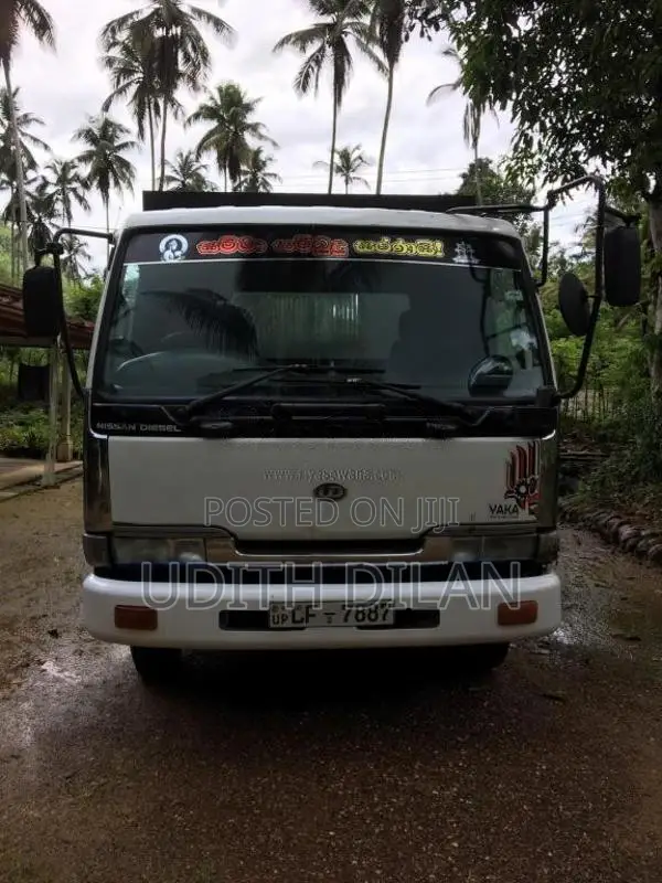 Nissan Ud Tipper 2 2005 Lorry (Used)