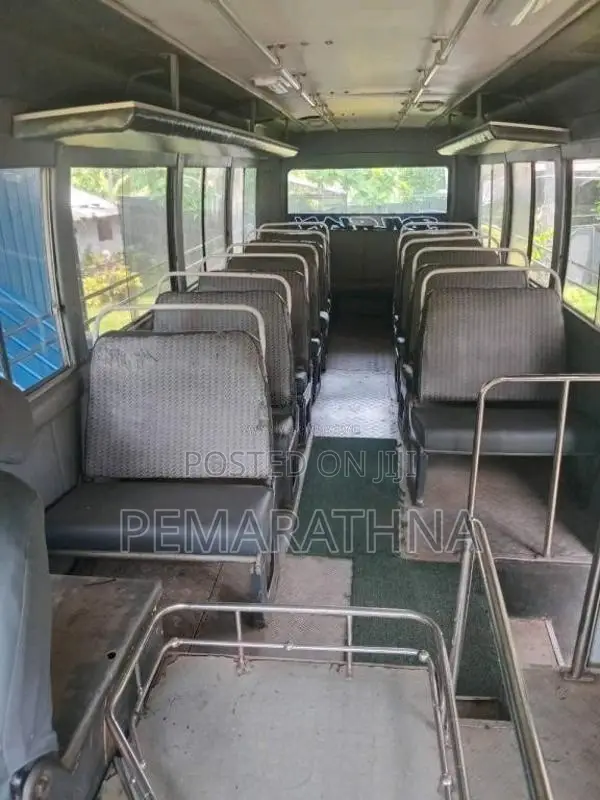 Ashok-Leyland Cargo 2002 Bus (Used)