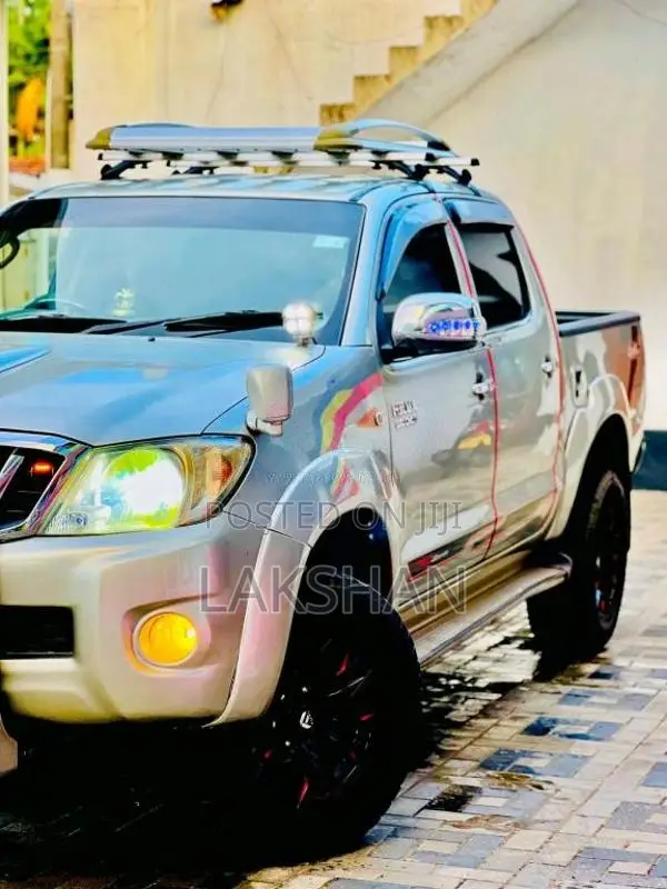 Toyota Hilux Vigo 2007 Pickup (Used)