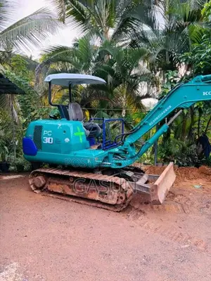 Komatsu PC30-7 Excavator 2022 Heavy-Duty (Used)