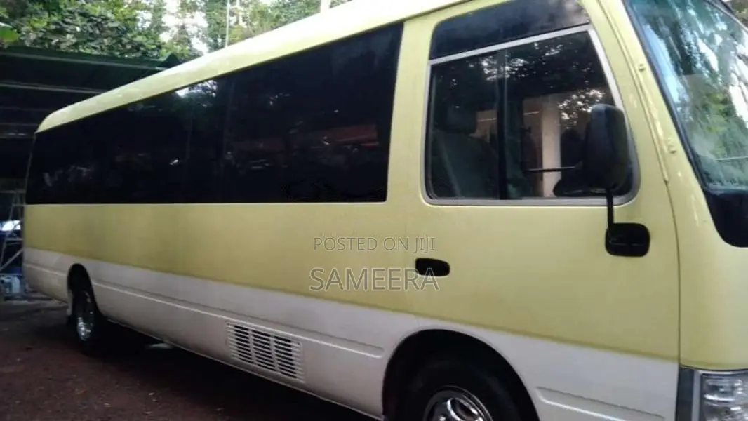 Toyota Coaster 2010 Bus (Used)