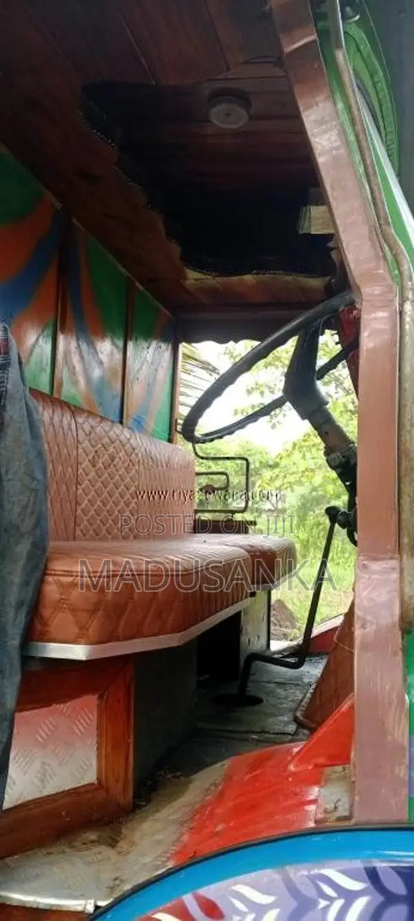 Tata 1210 1995 Lorry (Used)