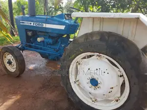 Ford 3600 1975 Tractor (Used)