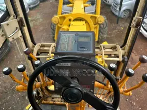 Komatsu Motor Grader GD405A-2 2012 Heavy-Duty Unregistered (Reconditio